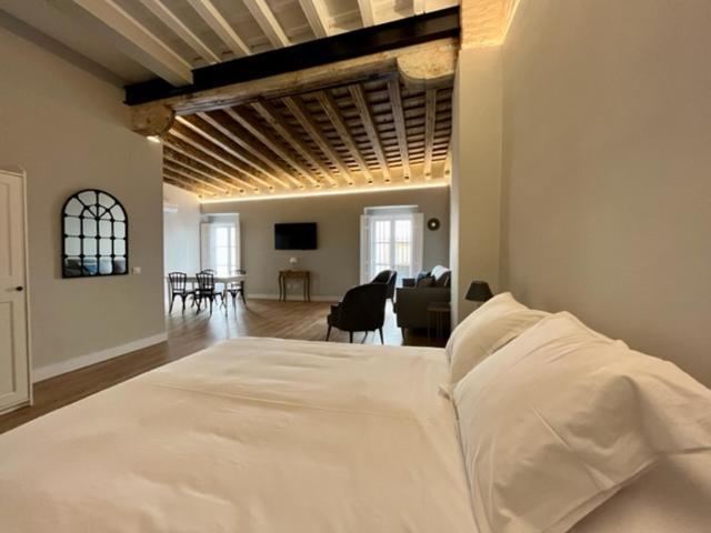 Ti1 Estiloso Loft 120M De La Catedral Tomas De Ibarra Street Seville Exterior photo